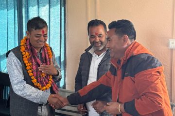सेवा, सहयोग र आवाज संस्थाद्वारा हेटौंडा फुटबल एकेडेमीलाई सहयोग
